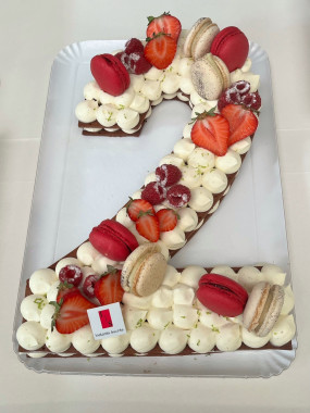 Number Cake 12 pers - Chiffre 2 (vanille fruits rouges)